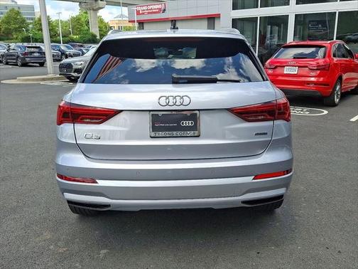 2022 Audi Q3 40 Premium