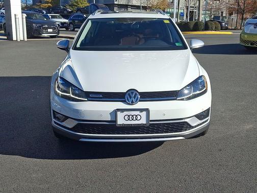 2019 Volkswagen Golf Alltrack TSI S