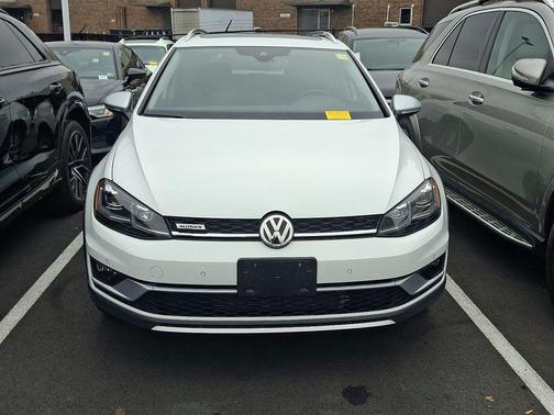 2019 Volkswagen Golf Alltrack TSI S