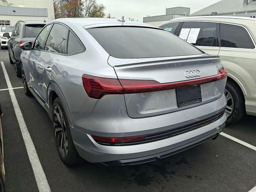 2022 Audi e-tron Sportback S line Premium Plus
