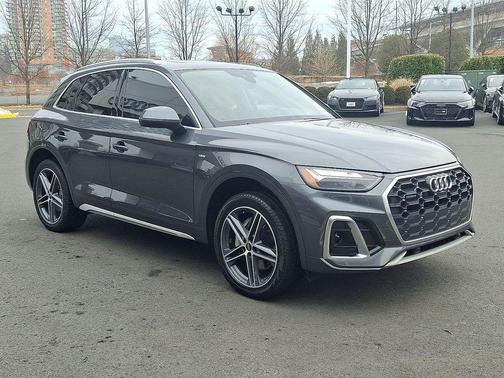 2023 Audi Q5 e 55 S line Premium Plus