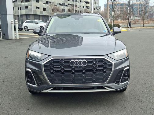 2023 Audi Q5 e 55 S line Premium Plus