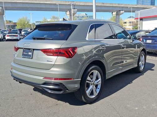 2022 Audi Q3 45 S line Premium