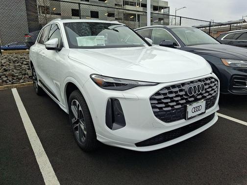 2026 Audi Q5 Premium TFSI quattro S tronic