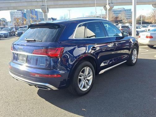 2022 Audi Q5 45 S line Premium