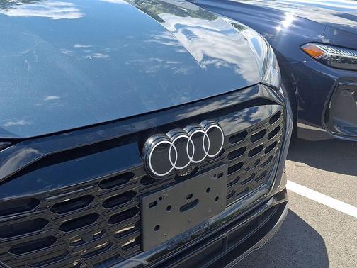 Plasma Blue Metallic 2024 Audi Q8 e-tron Premium Plus