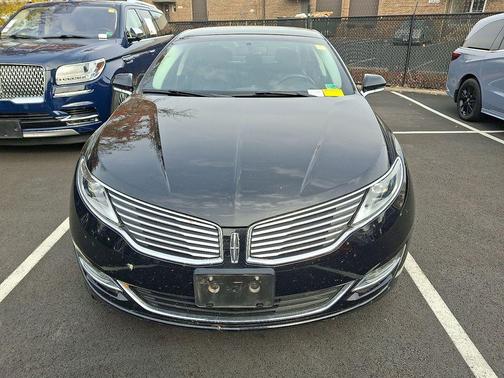 2016 Lincoln MKZ Base