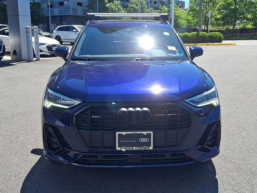 Navarra Blue Metallic 2024 Audi Q3 45 S line Premium Plus