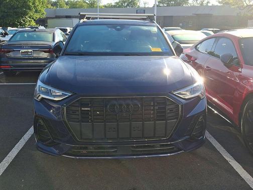 Navarra Blue Metallic 2024 Audi Q3 45 S line Premium Plus