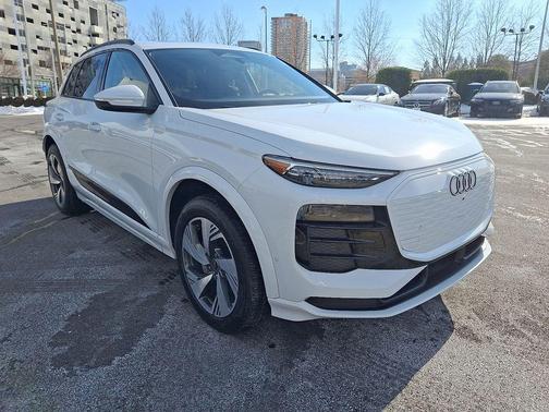 2025 Audi Q6 e-tron Premium Plus quattro