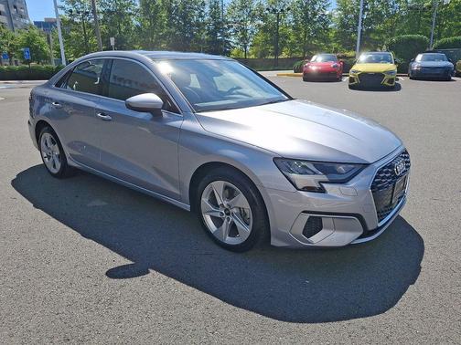Florett Silver Metallic 2022 Audi A3 Premium