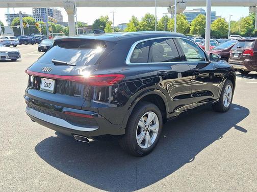 2025 Audi Q5 Premium