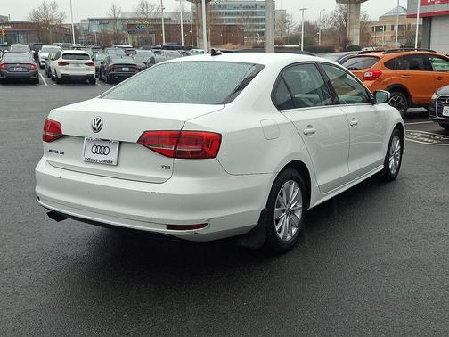 2015 Volkswagen Jetta Auto SE w/Connectivity