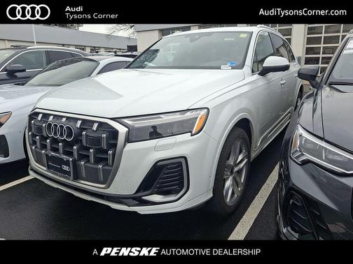 2025 Audi Q7 55 Premium Plus