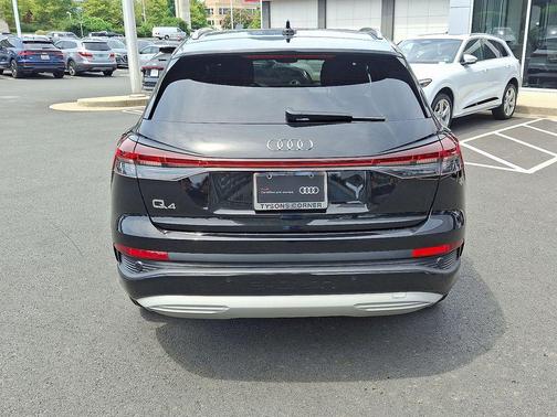 2023 Audi Q4 e-tron Premium Plus 40 RWD