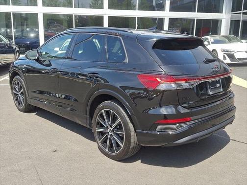 2022 Audi Q4 e-tron Prestige 50 quattro