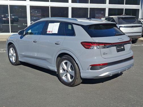 2025 Audi Q4 e-tron Premium Plus 55 quattro