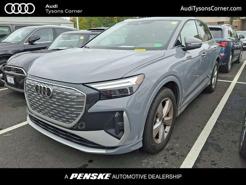 2025 Audi Q4 e-tron Premium Plus 55 quattro