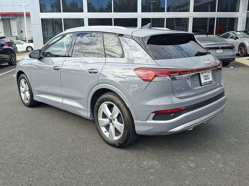 2025 Audi Q4 e-tron Premium Plus 55 quattro