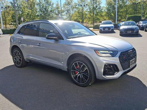 2025 Audi SQ5 3.0T Premium Plus
