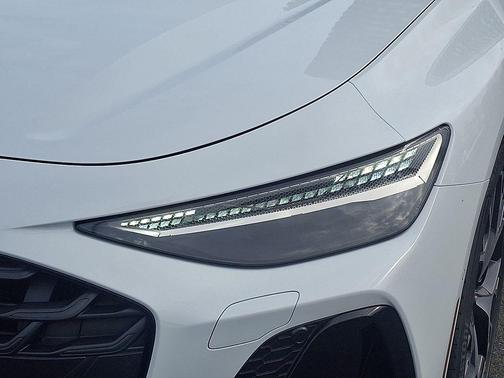 2026 Audi A6 Premium Plus quattro S tronic