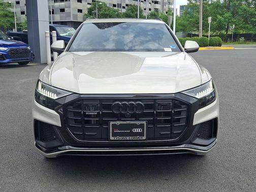 Vicuna Beige Metallic 2023 Audi Q8 55 Premium Plus