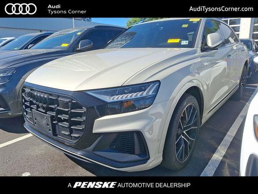 Vicuna Beige Metallic 2023 Audi Q8 55 Premium Plus