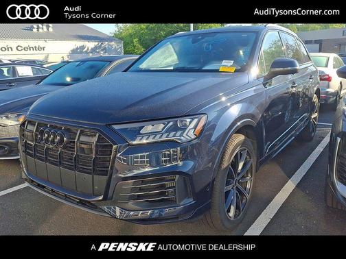 Waitomo Blue Metallic 2023 Audi Q7 55 Premium Plus