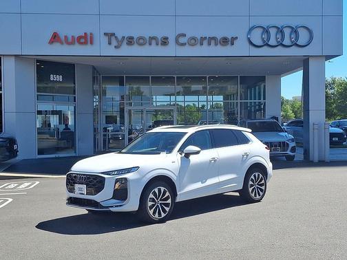 Arkona White 2026 Audi Q3 TFSI quattro S tronic