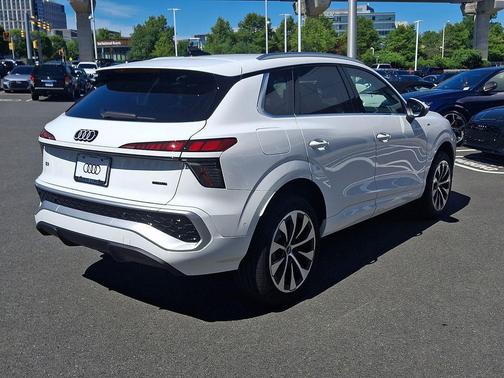 Arkona White 2026 Audi Q3 TFSI quattro S tronic
