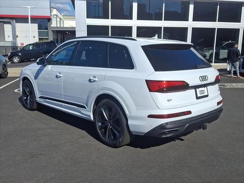 2025 Audi Q7 55 Prestige