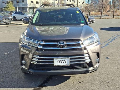 2017 Toyota Highlander Limited Platinum