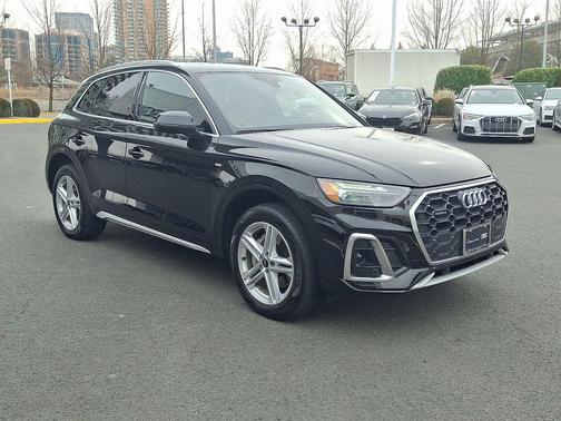 2024 Audi Q5 55 S line Premium
