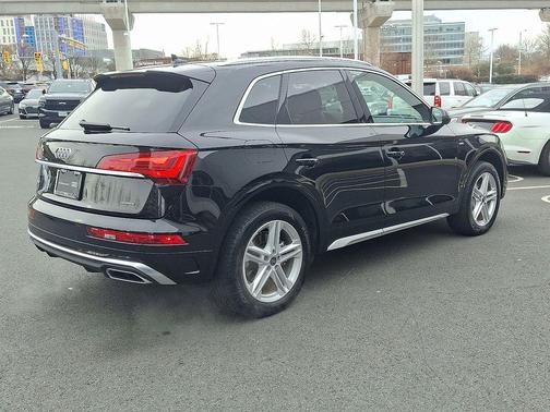 2024 Audi Q5 55 S line Premium
