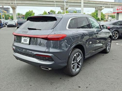 2025 Audi Q5 Premium