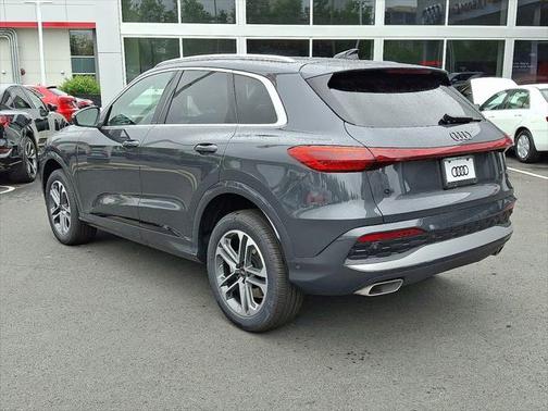 2025 Audi Q5 Premium