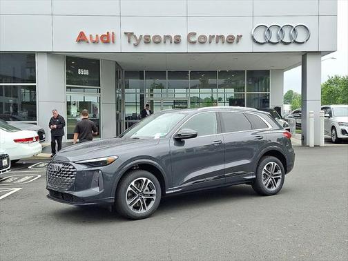 2025 Audi Q5 Premium