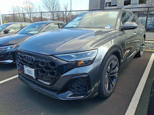2026 Audi Q8 55 Premium Plus