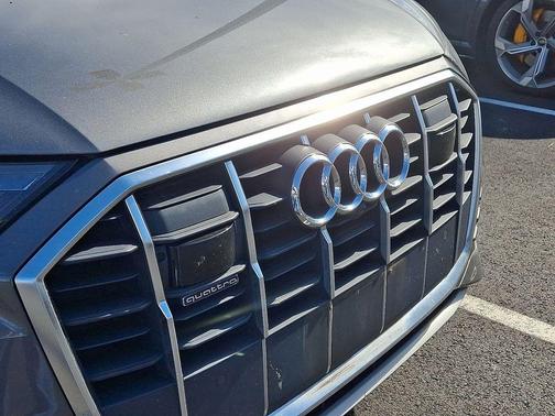 2021 Audi Q7 55 Premium Plus