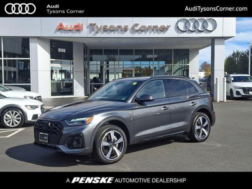 2022 Audi Q5 45 S line Premium Plus