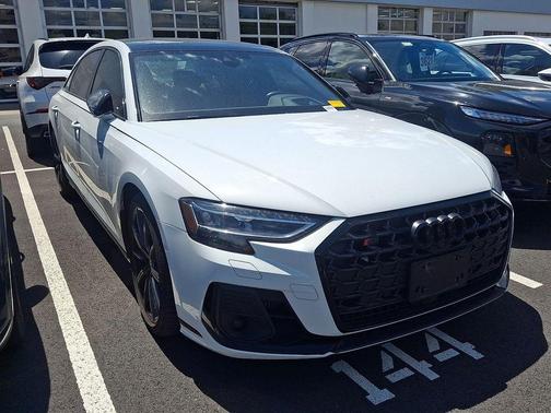Glacier White 2023 Audi S8 4.0T