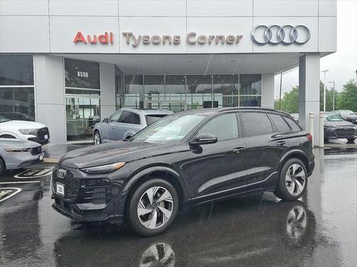2025 Audi Q6 e-tron Premium Plus quattro