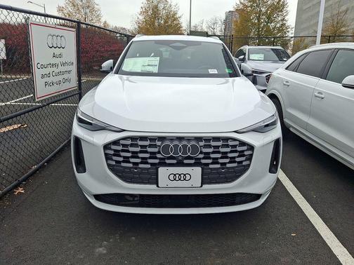 2025 Audi Q5 Premium Plus TFSI quattro S tronic