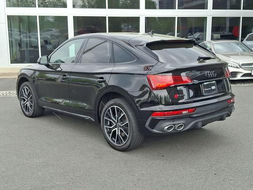 Mythos Black Metallic 2023 Audi SQ5 3.0T Premium Plus