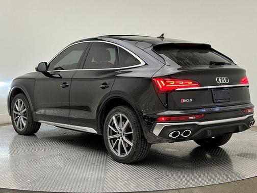 Mythos Black Metallic 2023 Audi SQ5 3.0T Prestige
