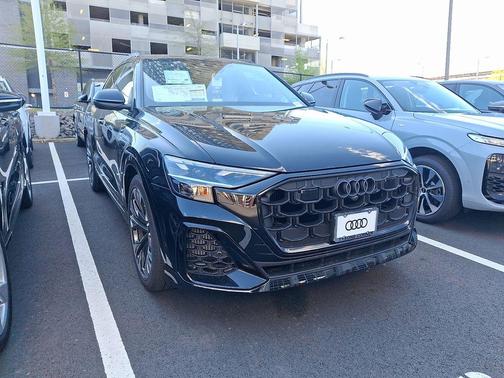 Mythos Black Metallic 2026 Audi Q8 55 Premium Plus