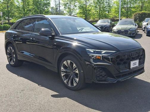 2026 Audi Q8 55 Premium Plus