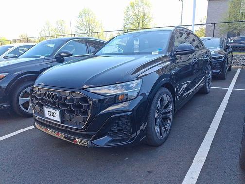 Mythos Black Metallic 2026 Audi Q8 55 Premium Plus