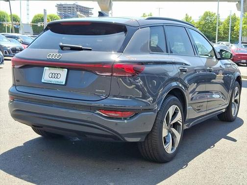 2025 Audi Q6 e-tron Premium quattro