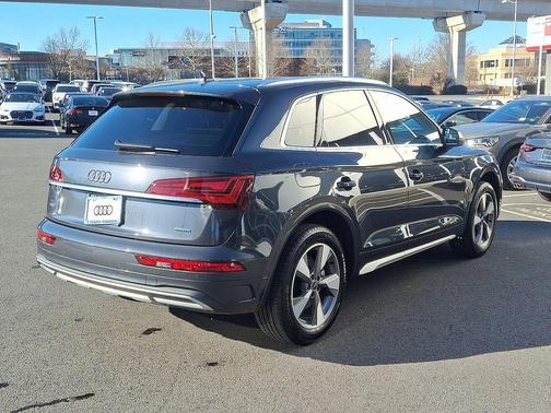 2023 Audi Q5 40 Premium Plus